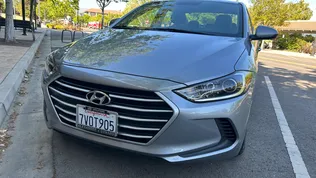 2017 HYUNDAI Elantra SE Base