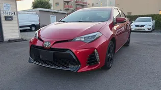 2017 TOYOTA Corolla SE