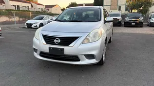 2012 NISSAN Versa