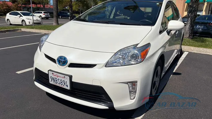 2014 TOYOTA Prius