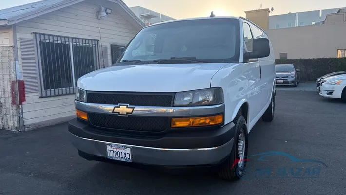 2023 CHEVROLET Express 2500  V6