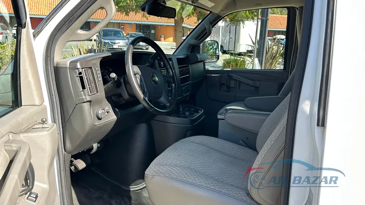 2020 CHEVROLET Express 2500   V8  6.0 Litter 