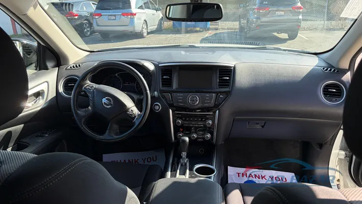 2017 NISSAN Pathfinder