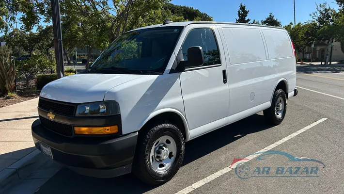 2020 CHEVROLET Express 2500   V8  6.0 Litter 