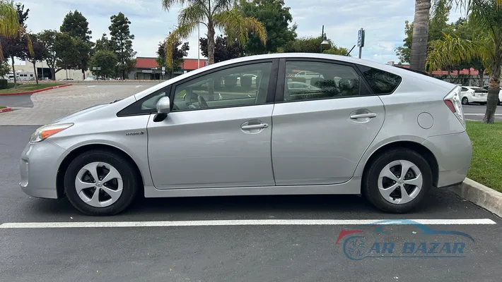 2014 TOYOTA Prius