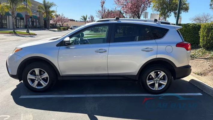 2015 TOYOTA RAV4 XLE (M Grade)
