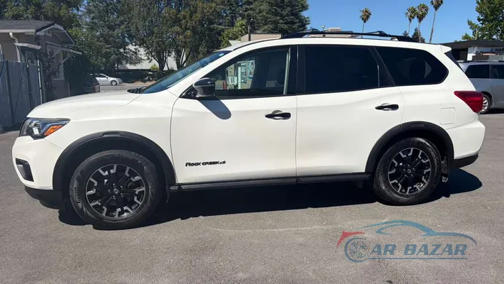 2019 NISSAN Pathfinder