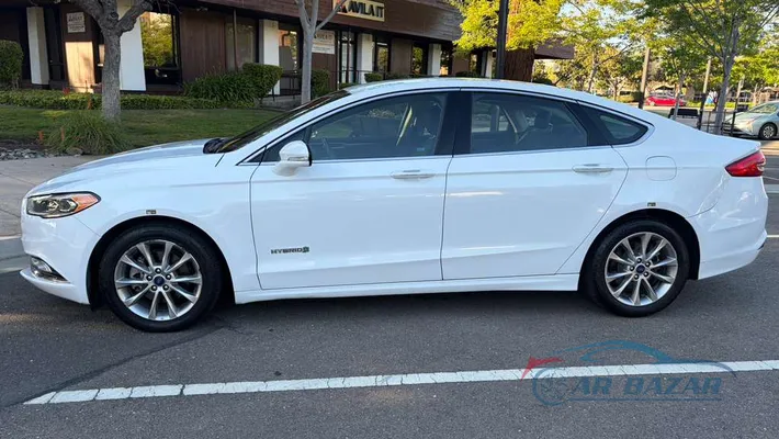 2017 FORD Fusion SE Hybrid