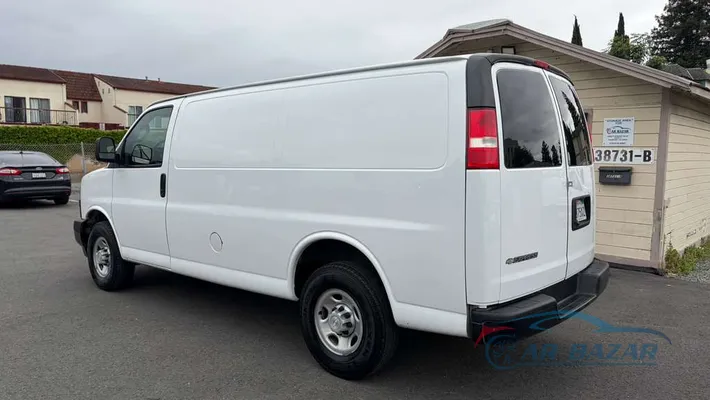 2020 CHEVROLET Express