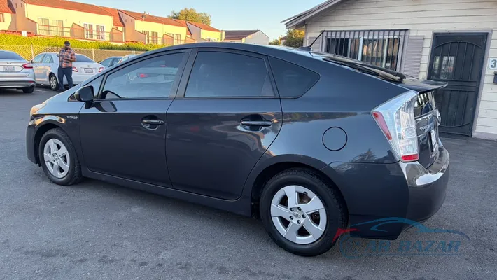 2011 TOYOTA Prius