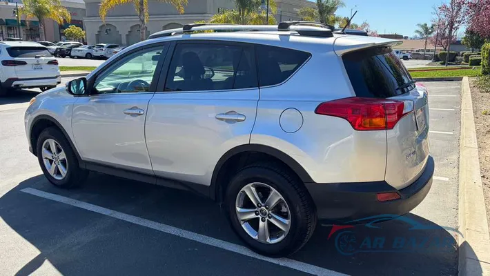 2015 TOYOTA RAV4 XLE (M Grade)