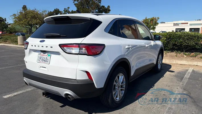 2021 FORD Escape
