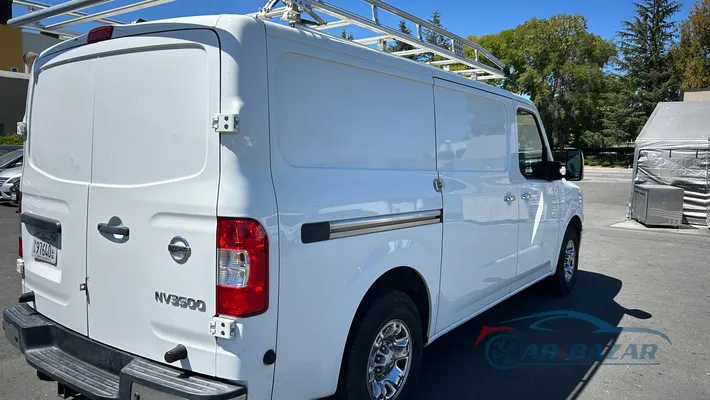 2018 NISSAN NV3500