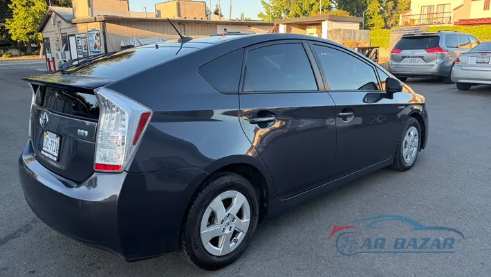 2011 TOYOTA Prius