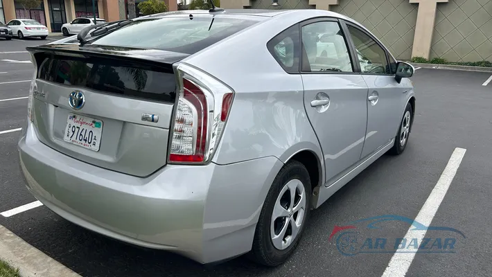 2014 TOYOTA Prius