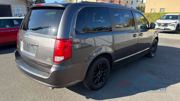 2019 DODGE Grand Caravan GT