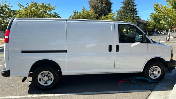 2020 CHEVROLET Express 2500   V8  6.0 Litter 