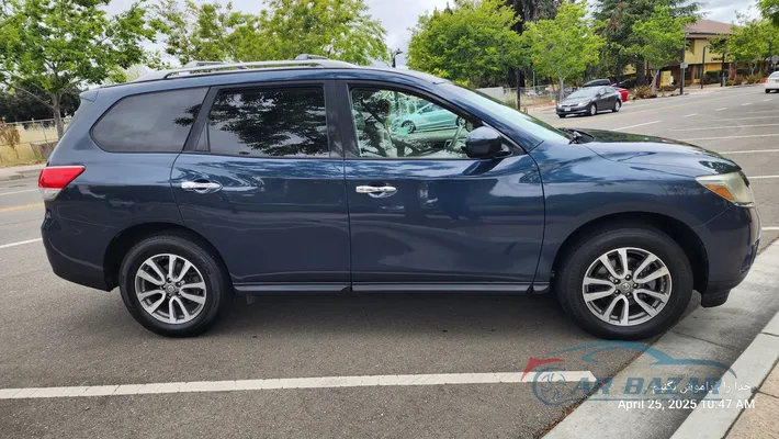 2013 NISSAN Pathfinder