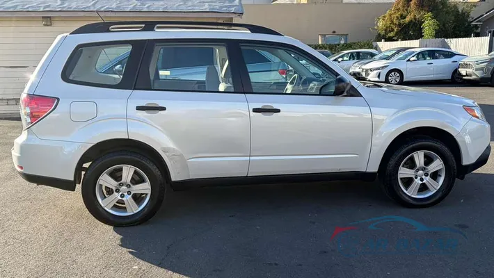 2011 SUBARU Forester X-Plus
