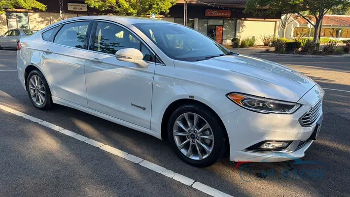 2017 FORD Fusion SE Hybrid