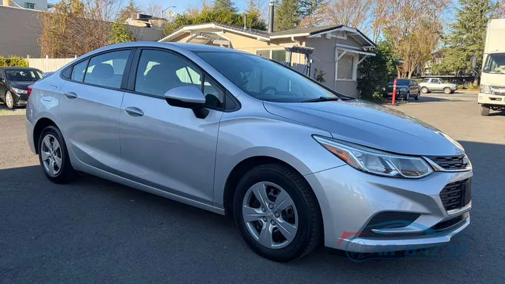 2017 CHEVROLET Cruze LS
