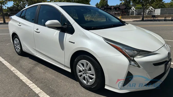 2017 TOYOTA Prius One/Two