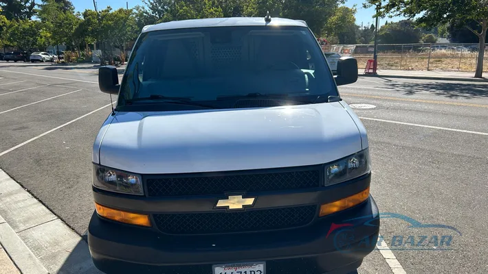 2020 CHEVROLET Express 2500   V8  6.0 Litter 