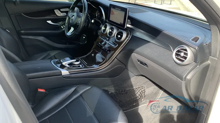 2017 MERCEDES-BENZ GLC-Class Base-4M