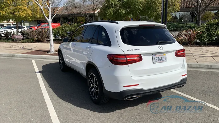 2017 MERCEDES-BENZ GLC-Class Base-4M