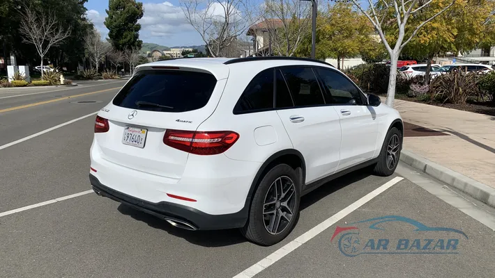 2017 MERCEDES-BENZ GLC-Class Base-4M