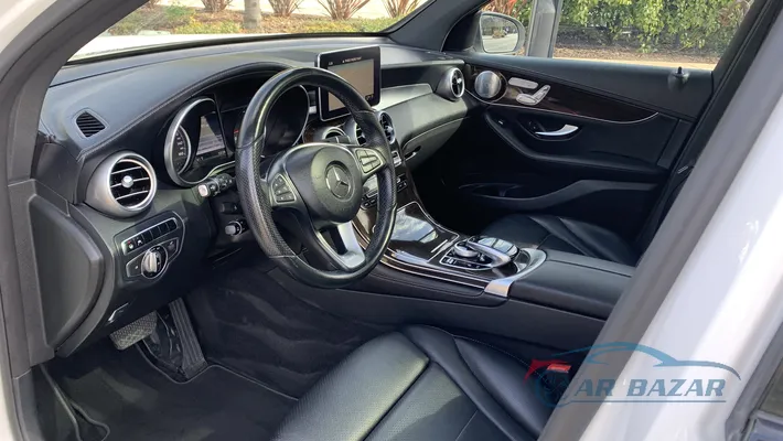 2017 MERCEDES-BENZ GLC-Class Base-4M
