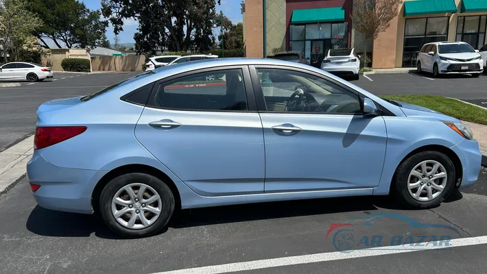 2014 HYUNDAI Accent