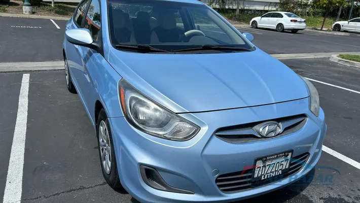 2014 HYUNDAI Accent