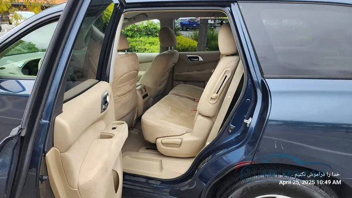2013 NISSAN Pathfinder