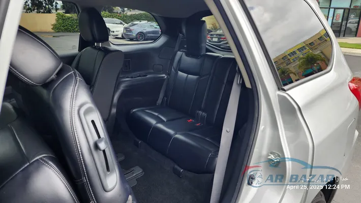 2019 NISSAN Pathfinder