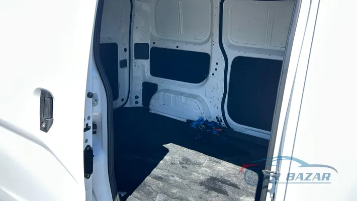 2019 NISSAN NV200