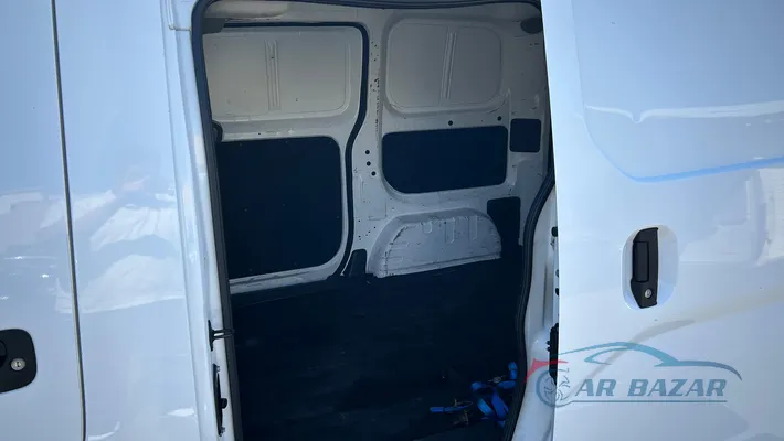 2019 NISSAN NV200