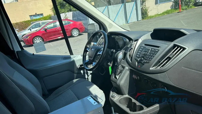 2018 FORD Transit