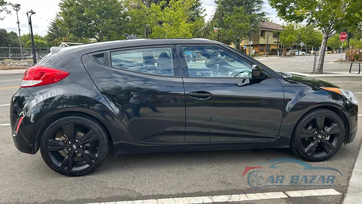 2016 HYUNDAI Veloster