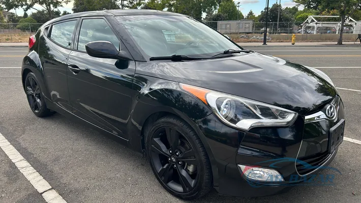 2016 HYUNDAI Veloster