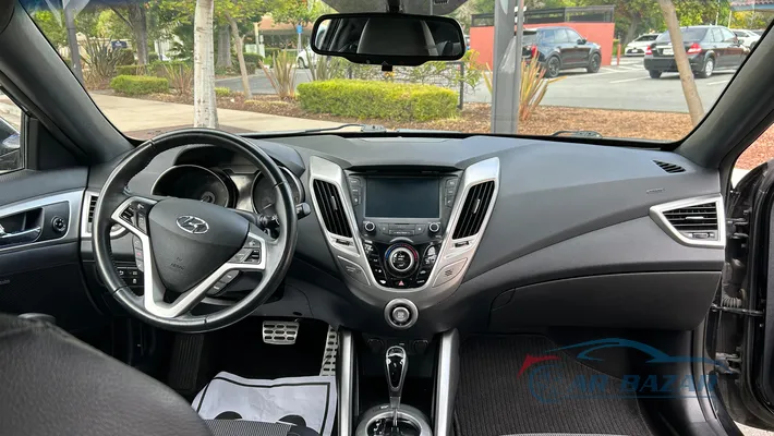 2016 HYUNDAI Veloster