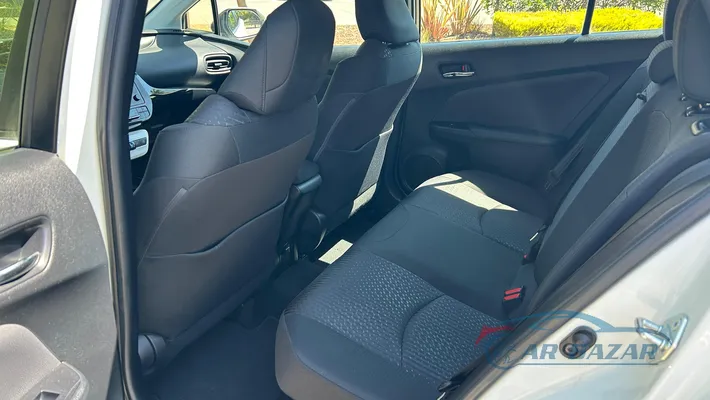 2017 TOYOTA Prius One/Two