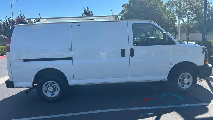2010 CHEVROLET Express