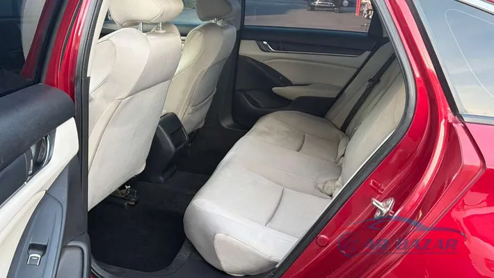 2019 HONDA Accord LX