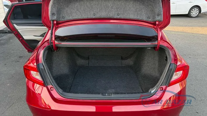 2019 HONDA Accord LX