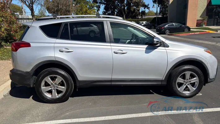 2015 TOYOTA RAV4 XLE (M Grade)