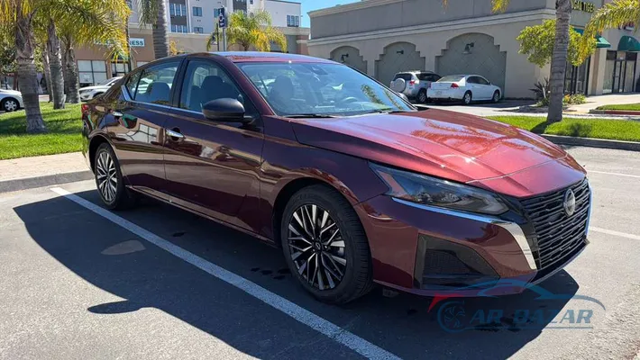 2025 NISSAN Altima SV
