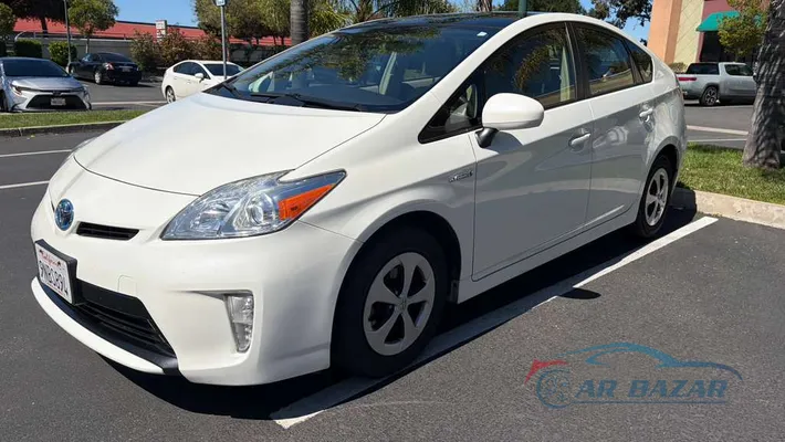 2014 TOYOTA Prius