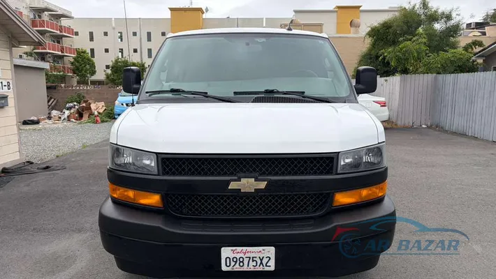 2020 CHEVROLET Express