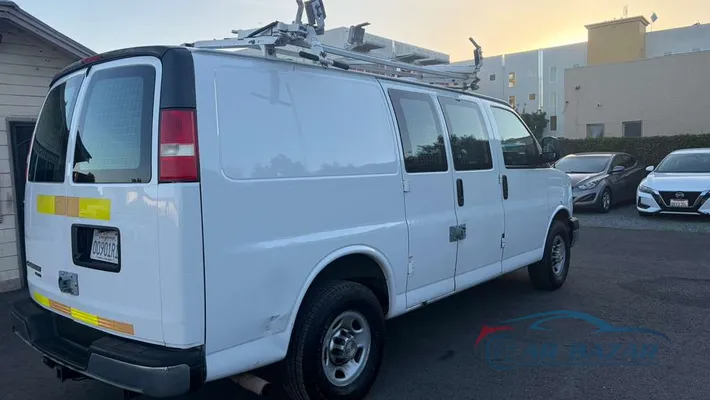 2014 CHEVROLET Express 2500  V8